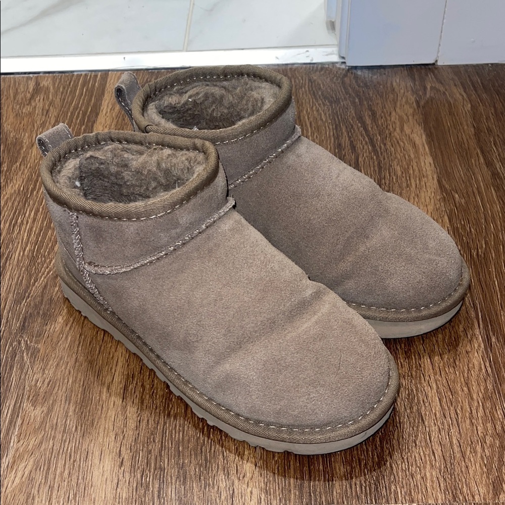 *UGG* Ultra Mini